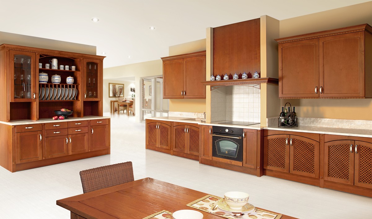 Classic kitchen in solid wood. Tradition and beauty with an air
of nostalgia of past times.